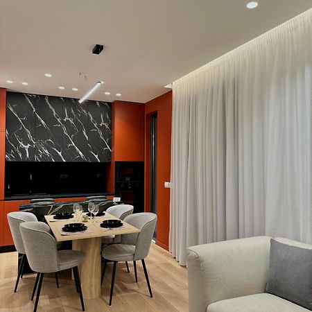 Incasso City Center Apartment Tirana Bagian luar foto