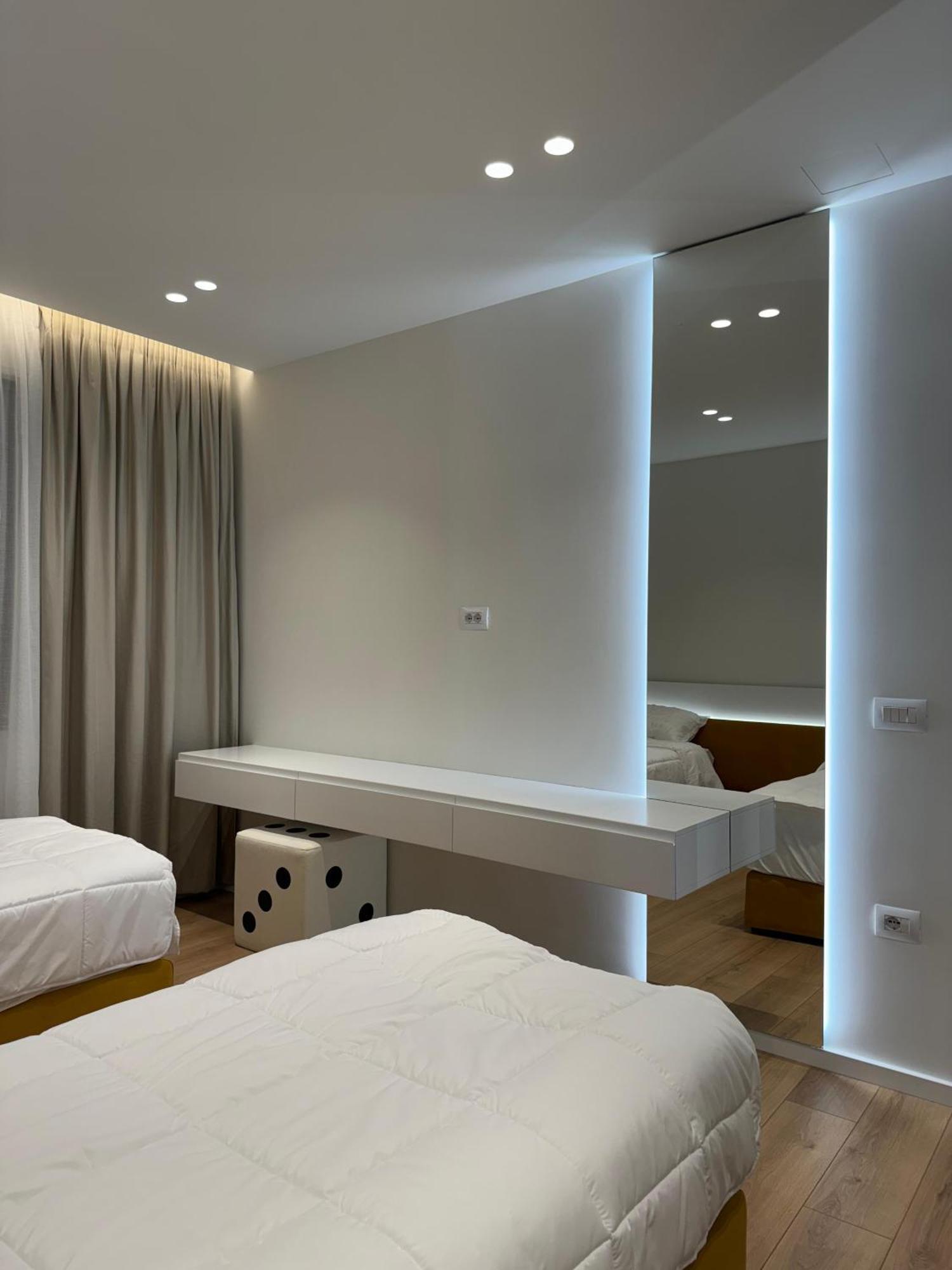 Incasso City Center Apartment Tirana Bagian luar foto