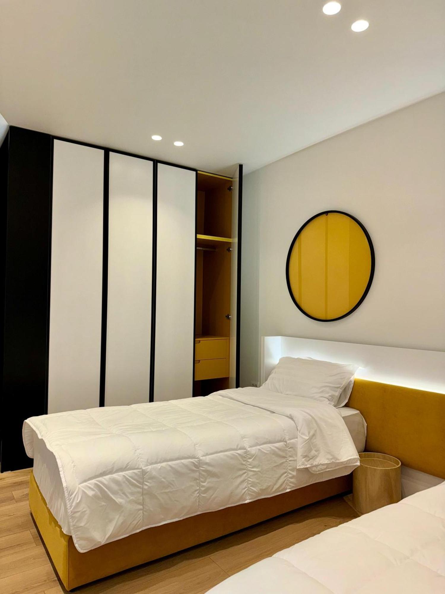 Incasso City Center Apartment Tirana Bagian luar foto